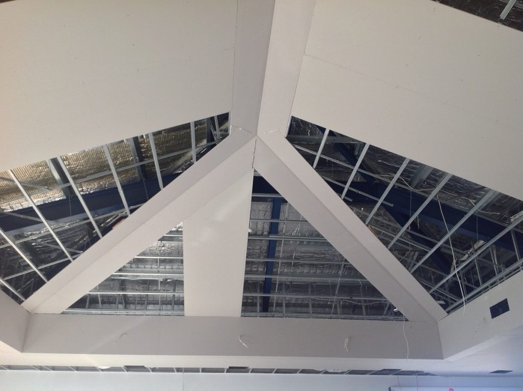 Internal splayed plasterboard profiles