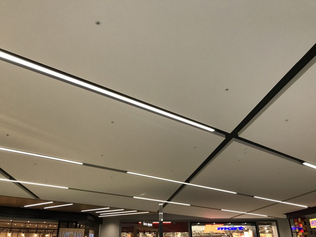 Prefinished plasterboard bulkheads