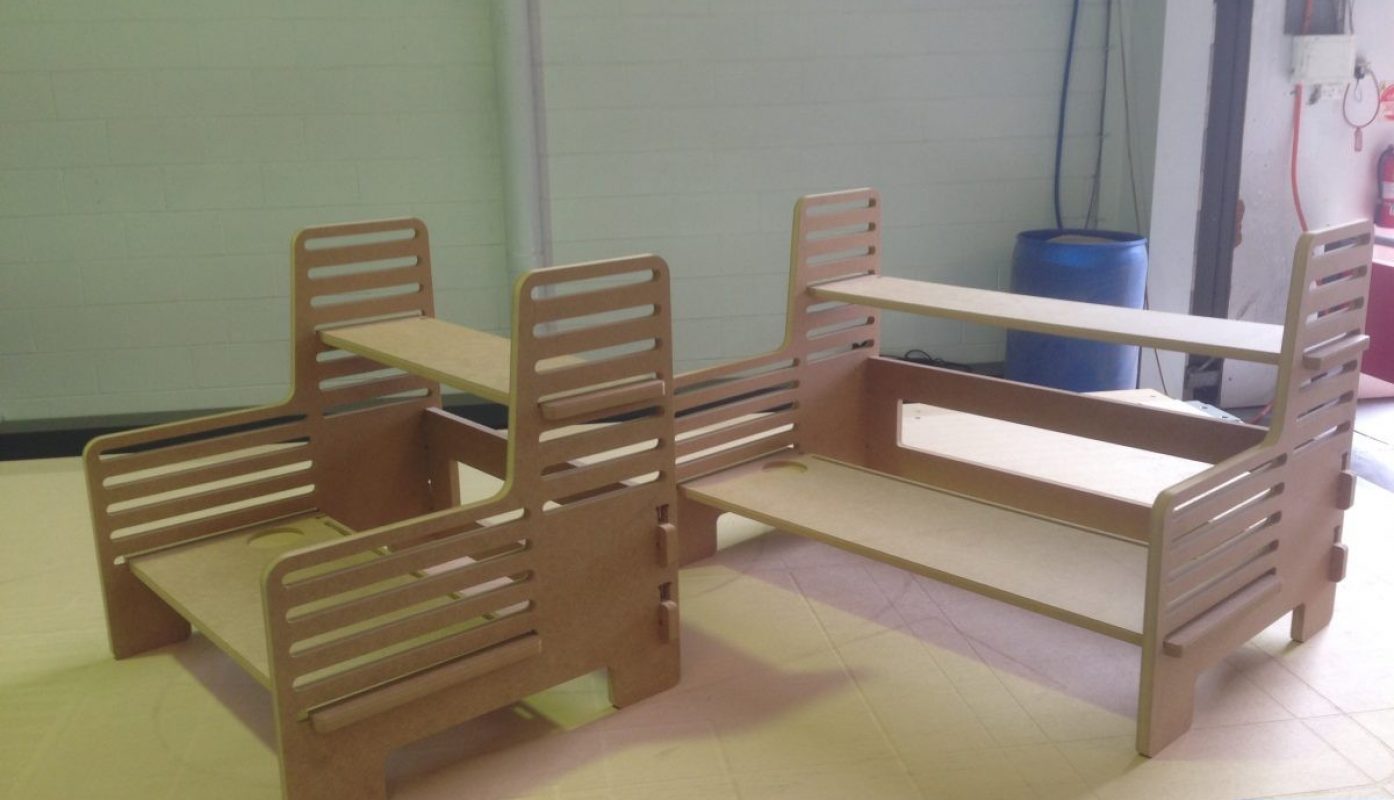 MDF, Upstanding desk