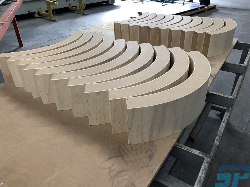 Curved corner ceiling coffer