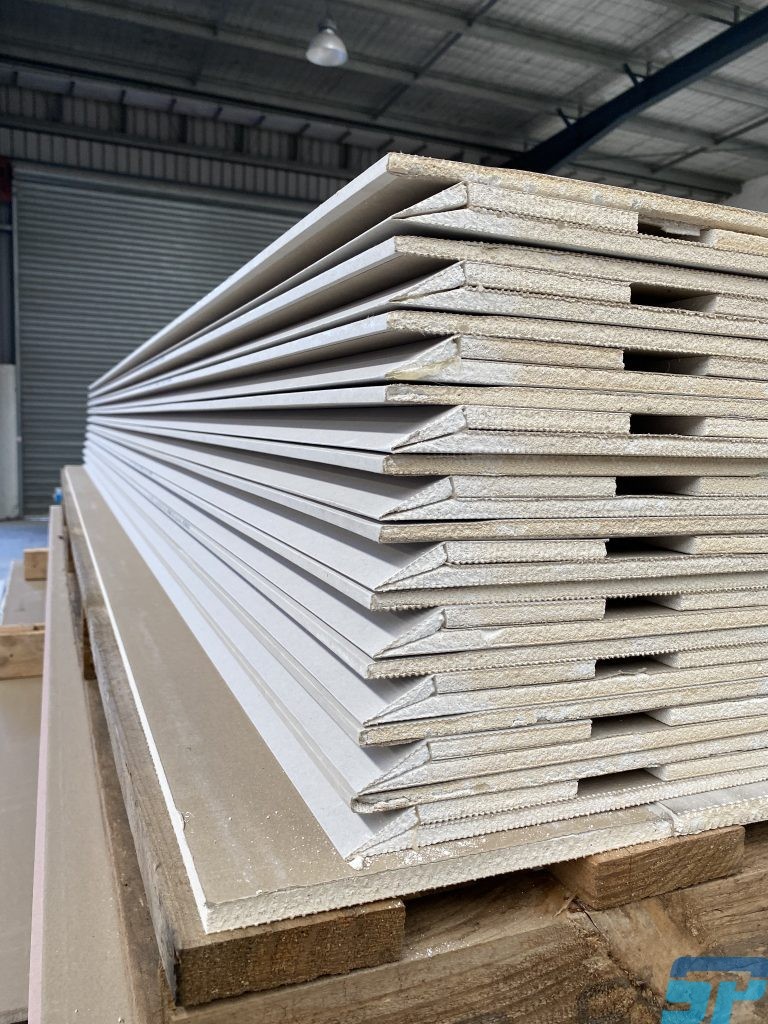 Double folded knife edge profile